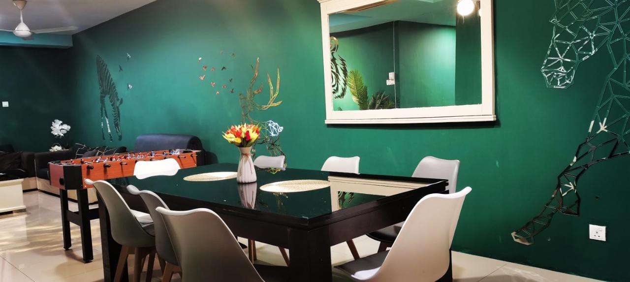 Cozy Forest Themed Homestay 4 Bedroom Kuala Lumpur Eksteriør billede